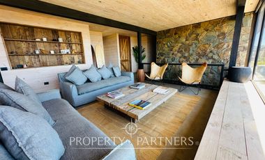 Pichilemu, Soñada Casa con vista a Punta de Lobos