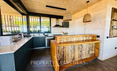 Pichilemu, Soñada Casa con vista a Punta de Lobos