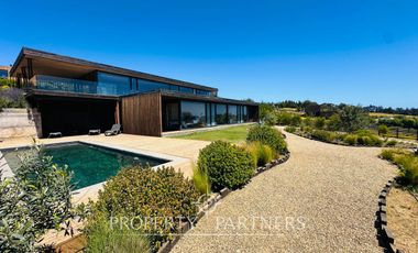 Pichilemu, Soñada Casa con vista a Punta de Lobos