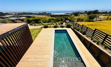 Pichilemu, Soñada Casa con vista a Punta de Lobos