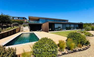 Pichilemu, Soñada Casa con vista a Punta de Lobos