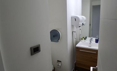 Oficina en Arriendo en Av. Las Condes / Estoril