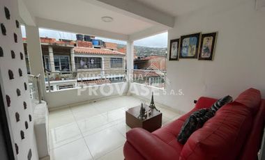 VENTA de CASAS en LOS PATIOS