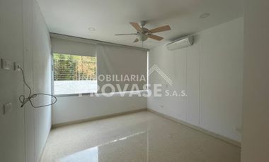 VENTA de CASAS en LOS PATIOS