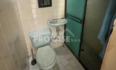 VENTA de CASA COMERCIAL en CUCUTA