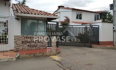 VENTA de CASAS en LOS PATIOS