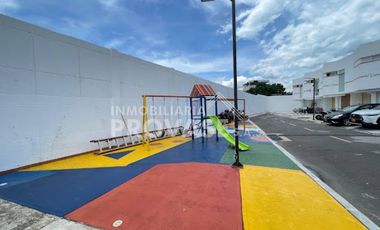 VENTA de CASAS en LOS PATIOS