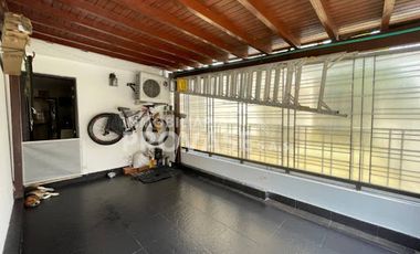 VENTA de CASAS en LOS PATIOS