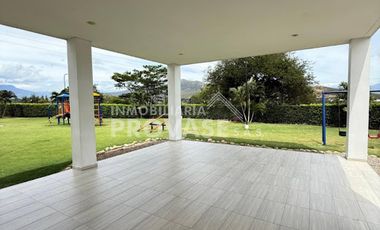 ARRIENDO de APARTAMENTO en LOS PATIOS