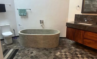 VENTA, Quinta tipo hacienda moderna en Cansahcab, YUCATÁN. Céntrica e impecable!