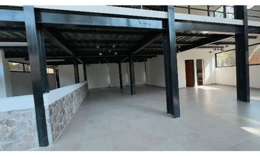 LOCAL COMERCIAL EN AV. PRINCIPAL MONTE ALTO
