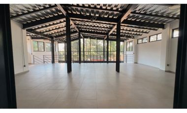 LOCAL COMERCIAL EN AV. PRINCIPAL MONTE ALTO
