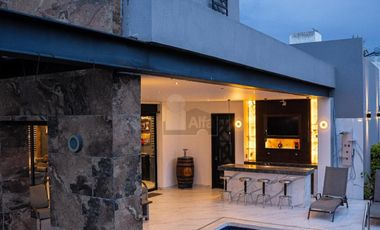 Residencia en venta fraccionamiento Reyes 3ro- Tlajomulco de Zúñiga Jalisco