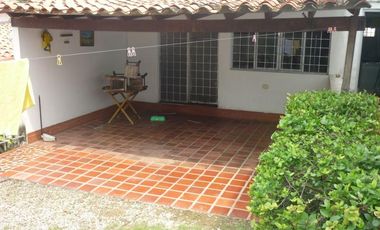 VENTA de CASAS en LOS PATIOS