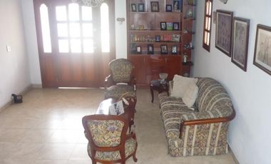 VENTA de CASAS en LOS PATIOS