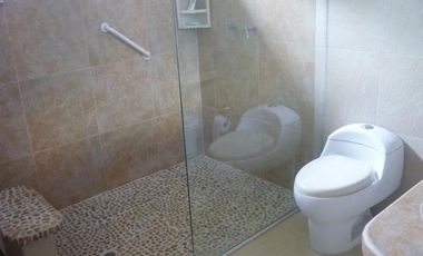 VENTA de CASAS en LOS PATIOS