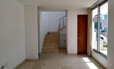 VENTA de CASAS en LOS PATIOS