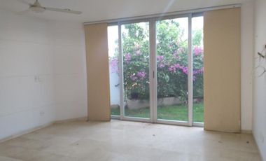 VENTA de CASAS en LOS PATIOS