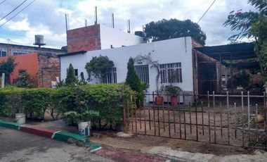 VENTA de CASAS en LOS PATIOS