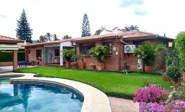 VENTA de CASAS en VILLA DEL ROSARIO