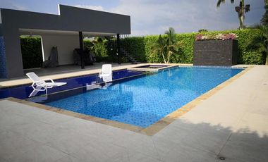 VENTA de CASAS en LOS PATIOS