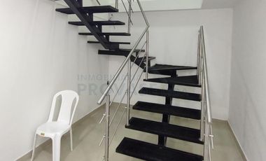 VENTA de BODEGAS en LOS PATIOS