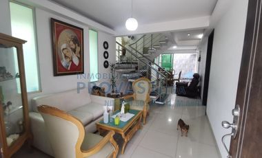 VENTA de CASAS en LOS PATIOS