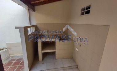 VENTA de CASAS en LOS PATIOS