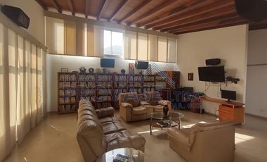 VENTA de CASAS en LOS PATIOS