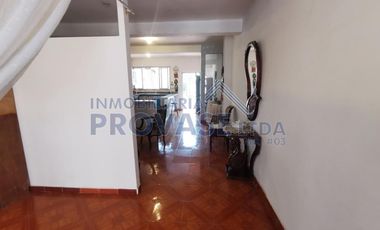 VENTA de CASAS en LOS PATIOS