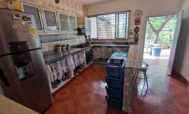 VENTA de CASAS en LOS PATIOS