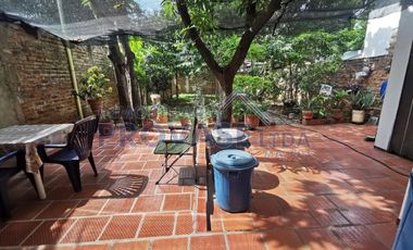 VENTA de CASAS en LOS PATIOS
