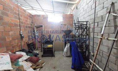 VENTA de BODEGAS en LOS PATIOS