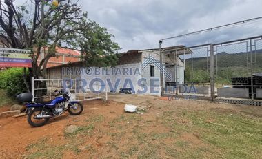 VENTA de BODEGAS en LOS PATIOS