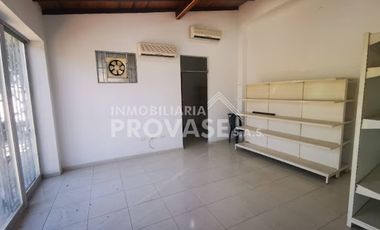 VENTA de LOCALES en LOS PATIOS