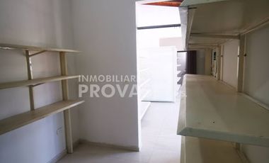 VENTA de LOCALES en LOS PATIOS