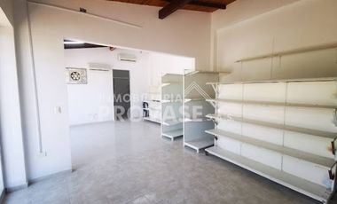 VENTA de LOCALES en LOS PATIOS