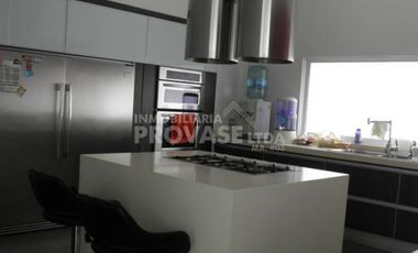 VENTA de CASAS en LOS PATIOS