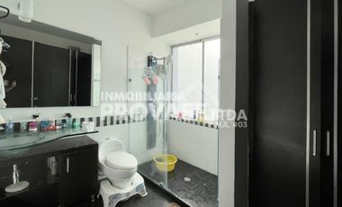 VENTA de CASAS en LOS PATIOS