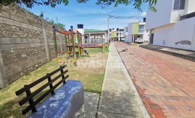 VENTA de CASAS en VILLA DEL ROSARIO