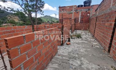 VENTA de LOTES en CHINACOTA