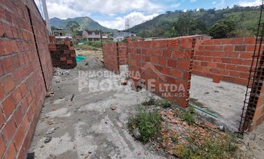 VENTA de LOTES en CHINACOTA