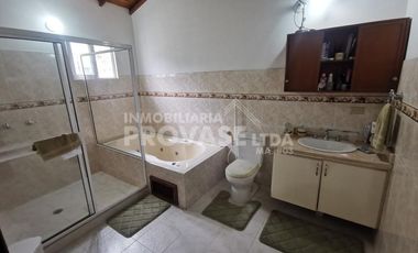 VENTA de CASAS en LOS PATIOS