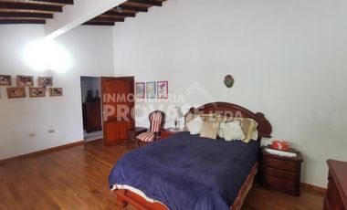 VENTA de CASAS en LOS PATIOS