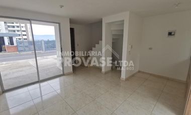 VENTA de CASAS en LOS PATIOS