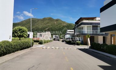 VENTA de LOTES en CUCUTA