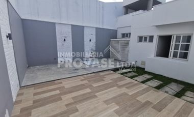 VENTA de CASAS en LOS PATIOS