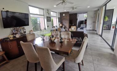 VENTA de CASAS en LOS PATIOS