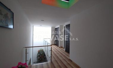 VENTA de CASAS en VILLA DEL ROSARIO