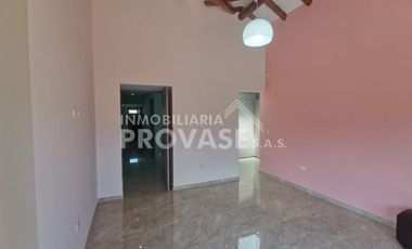 VENTA de CASAS en LOS PATIOS